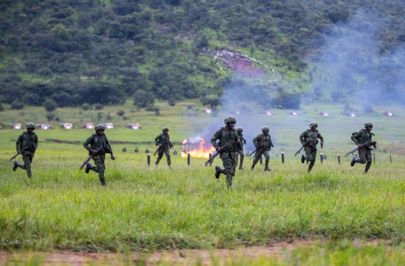Les soldats des RDF acquiÃ¨rent des compÃ©tences de combat avancÃ©es