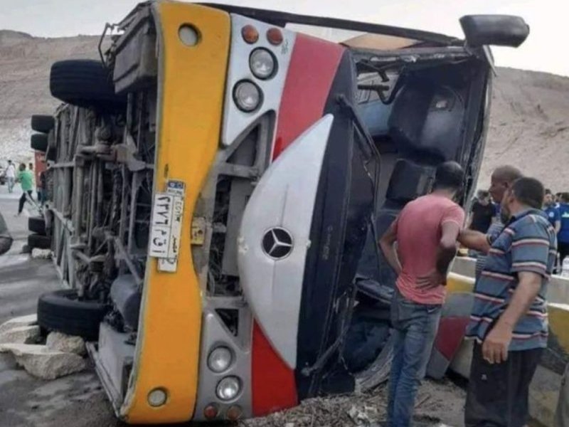 Byibuze 12 bapfuye, 33 barakomereka mu mpanuka ya bus y'abanyeshuri mu Misiri