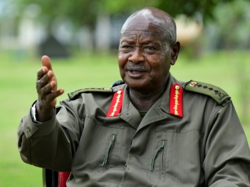 Igisubizo ku kibazo cya M23 gifitwe na EAC aho kuba Angola: Museveni abwira RDC