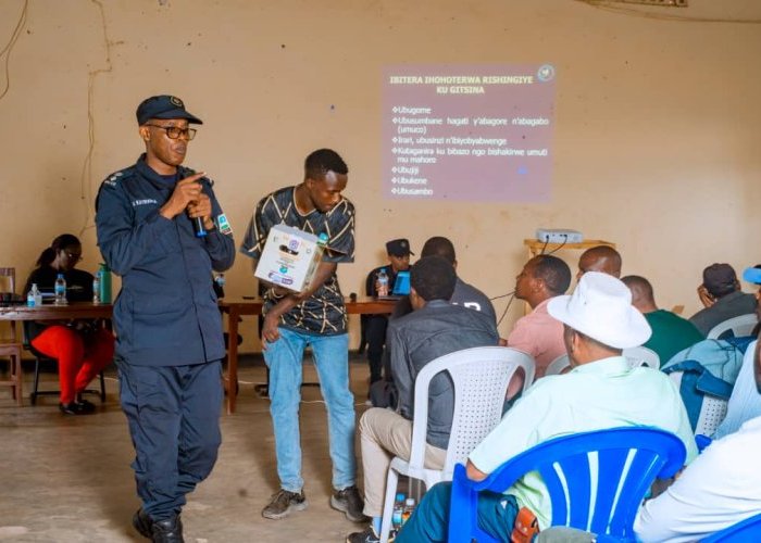 Karongi: Abagera ku 120 bo mu nkambi ya Kiziba basabwe kwirinda ibyaha