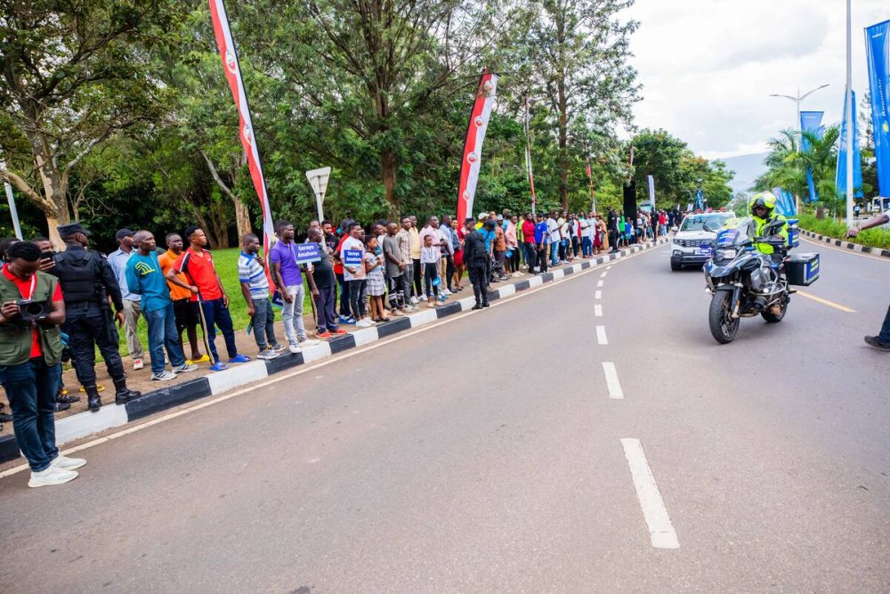 Polisi y'u Rwanda yashimye imyitwarire yaranze abaturarwanda muri Tour du Rwanda