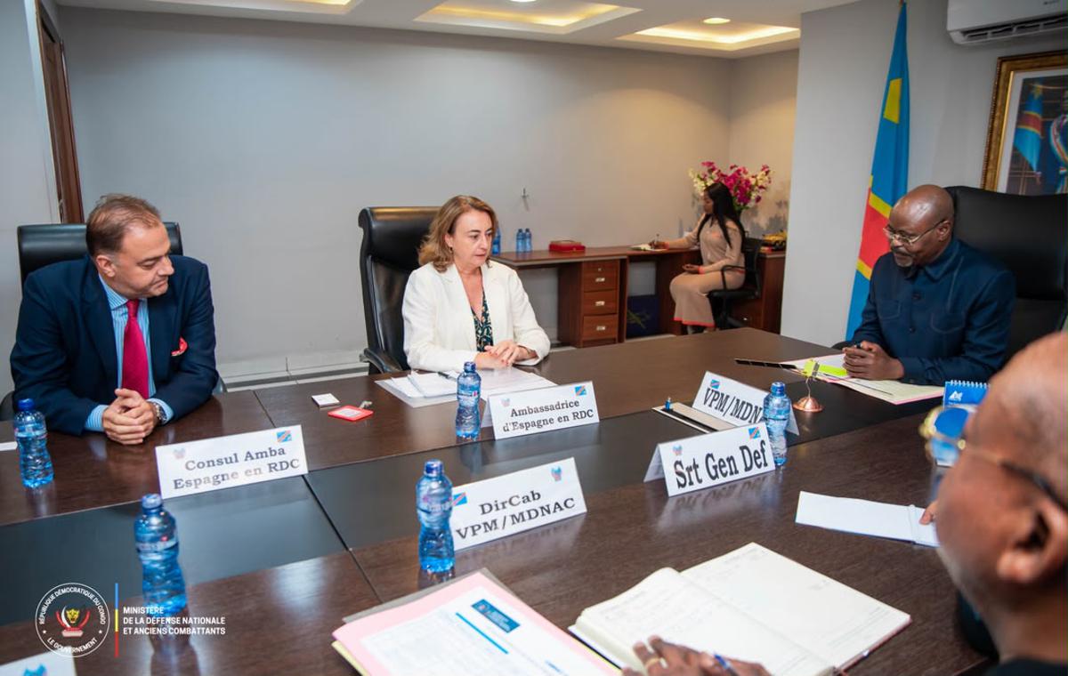 Espagne yemereye FARDC intwaro