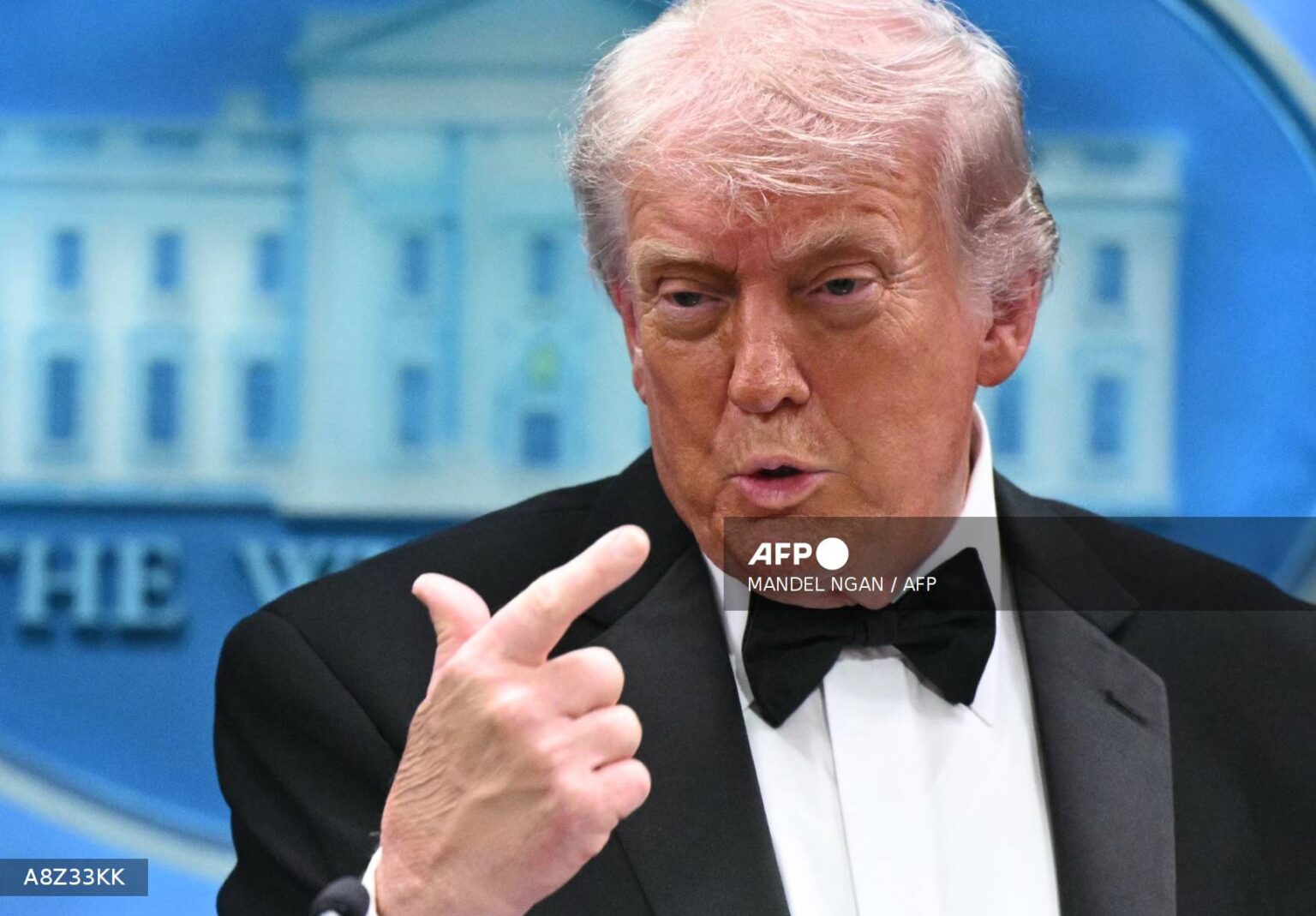 Trump yahagaritse ibitero kuri Iran