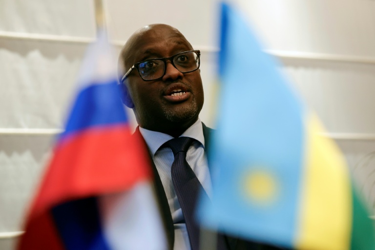 Nduhungirehe asanga u Rwanda rutazaba igitambo cy’ibibera muri RDC ubuziraherezo