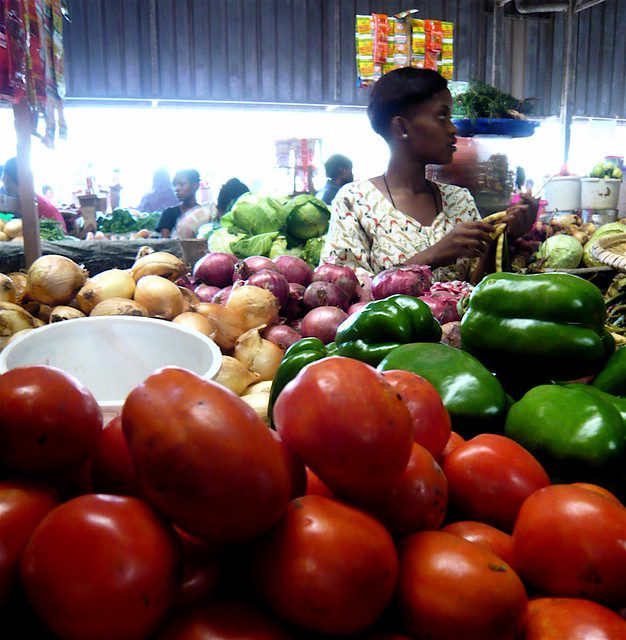 Karongi: Abahinzi b'imboga baracyagowe no kubona imirama 100 imboga