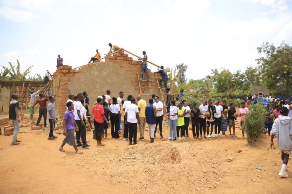 ITANGAZO KU BIFUZA GUKODESHA UBUBIKO BURI KU MIPAKA ITANDUKANYE (WAREHOUSES and  DATA TRADE INPUT).