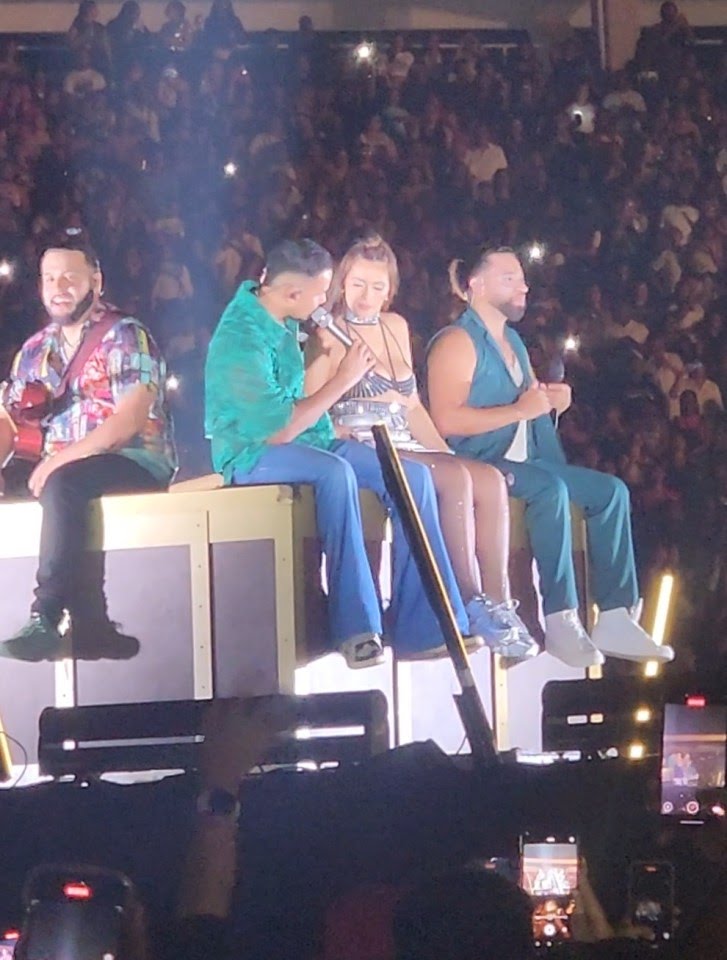 000 views leaving audience cheering 962097199 1736286365