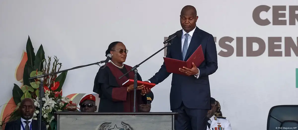 Ibibazo 10 benshi bibaza ku kunyara k’umugore mu gihe cy’imibonano, ese banyaza bate (igice cya 4)