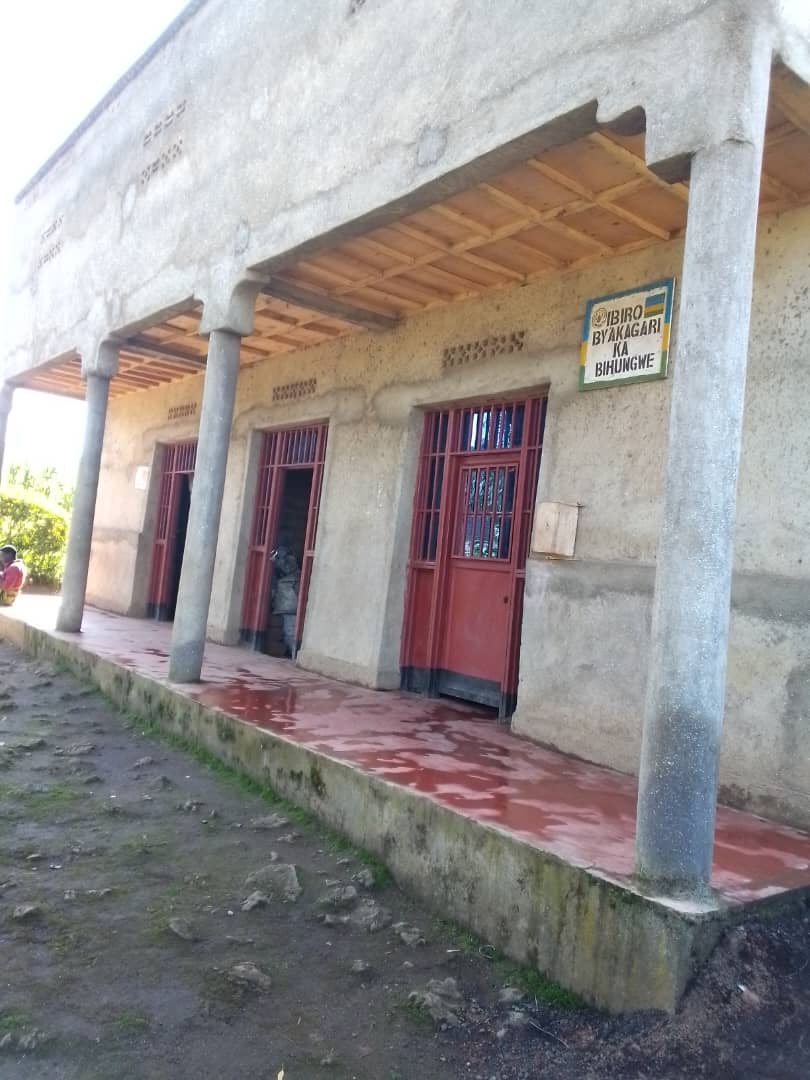 Rubavu: Bamaze imyaka 11 batswe amafaranga ngo biyubakire ibiro by'akagari none amaso yaheze mu kirere 3 IMG 20241230 WA0012