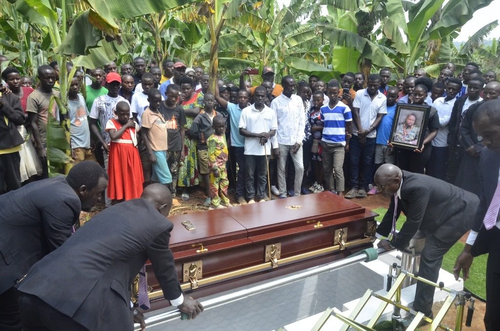 Lt Arihos body being lowered into a grave in Rukiga district this past weekend