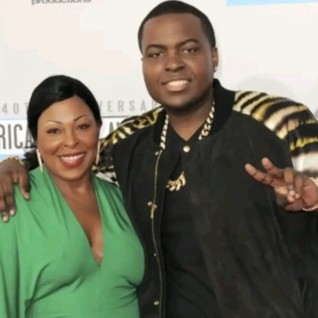 FB IMG 17432656832447492