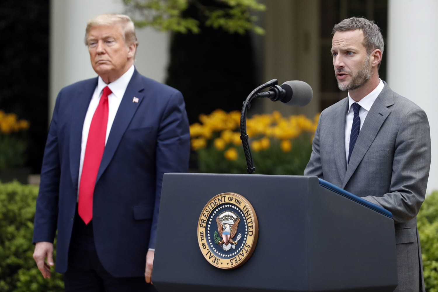 211116 Donald Trump Adam Boehler al 1245 f09c08