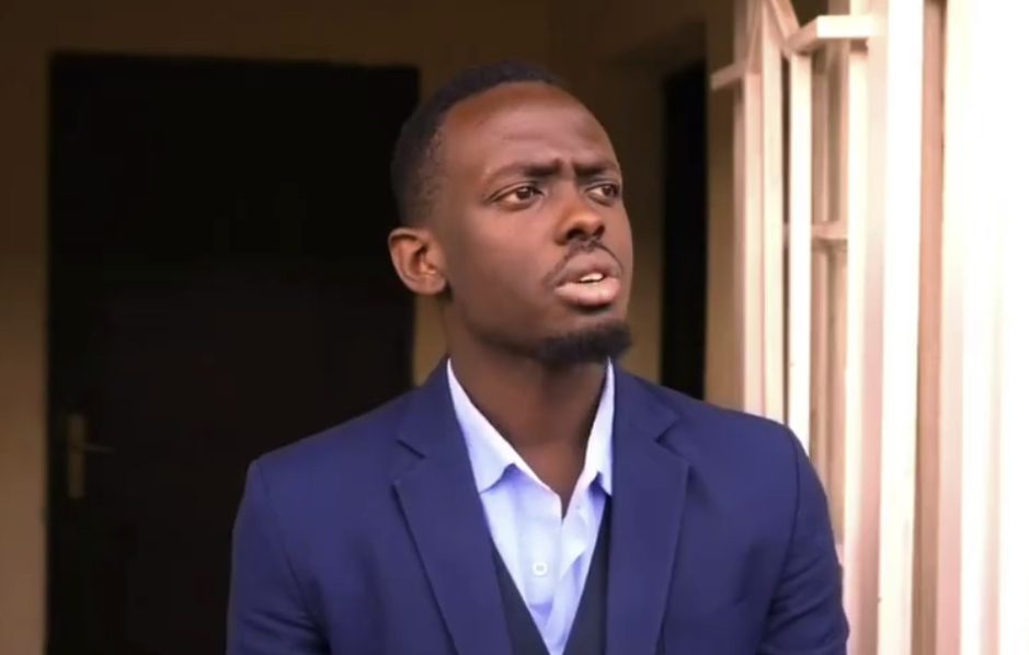 72132121 5298 44FF BF7D 5F58922C6DBB