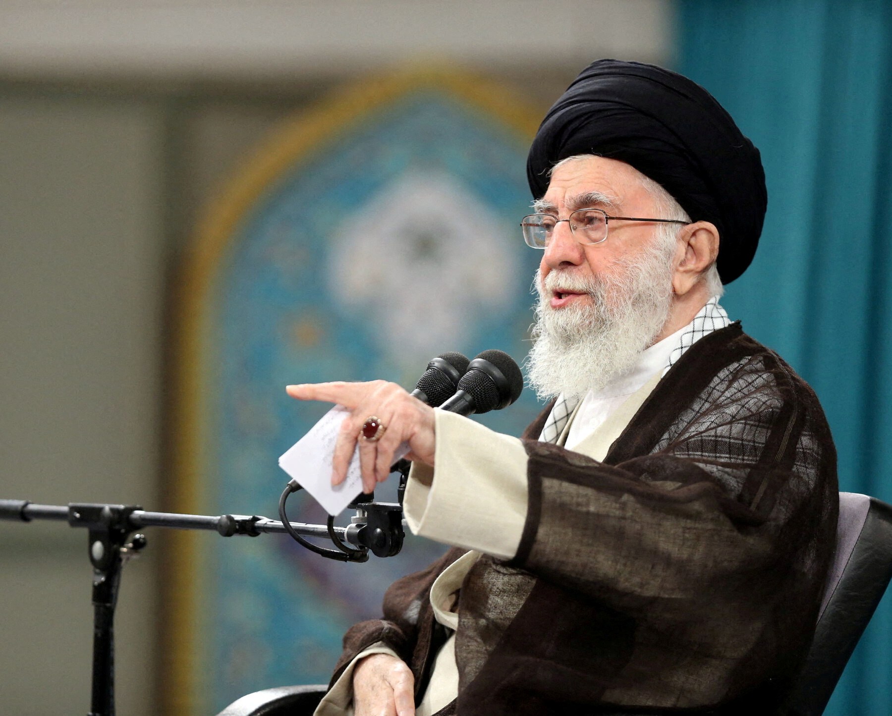 2023 11 01T092538Z 442766543 RC2TDX9I0775 RTRMADP 3 ISRAEL PALESTINIANS IRAN KHAMENEI 1698834050