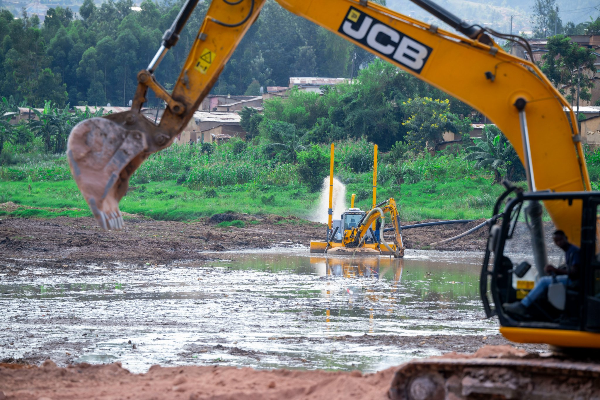 Kigali's Wetland Revamp Nears Completion: REMA Confirms Major Environmental Gains 23 GuMi2EcWMAAI9fl