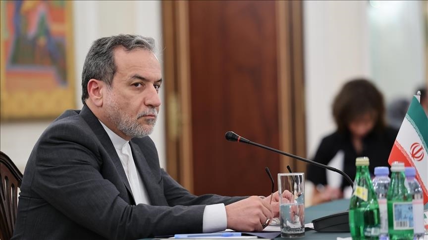 thumbs b c f4b9cf67401220a20dae3911c370801f