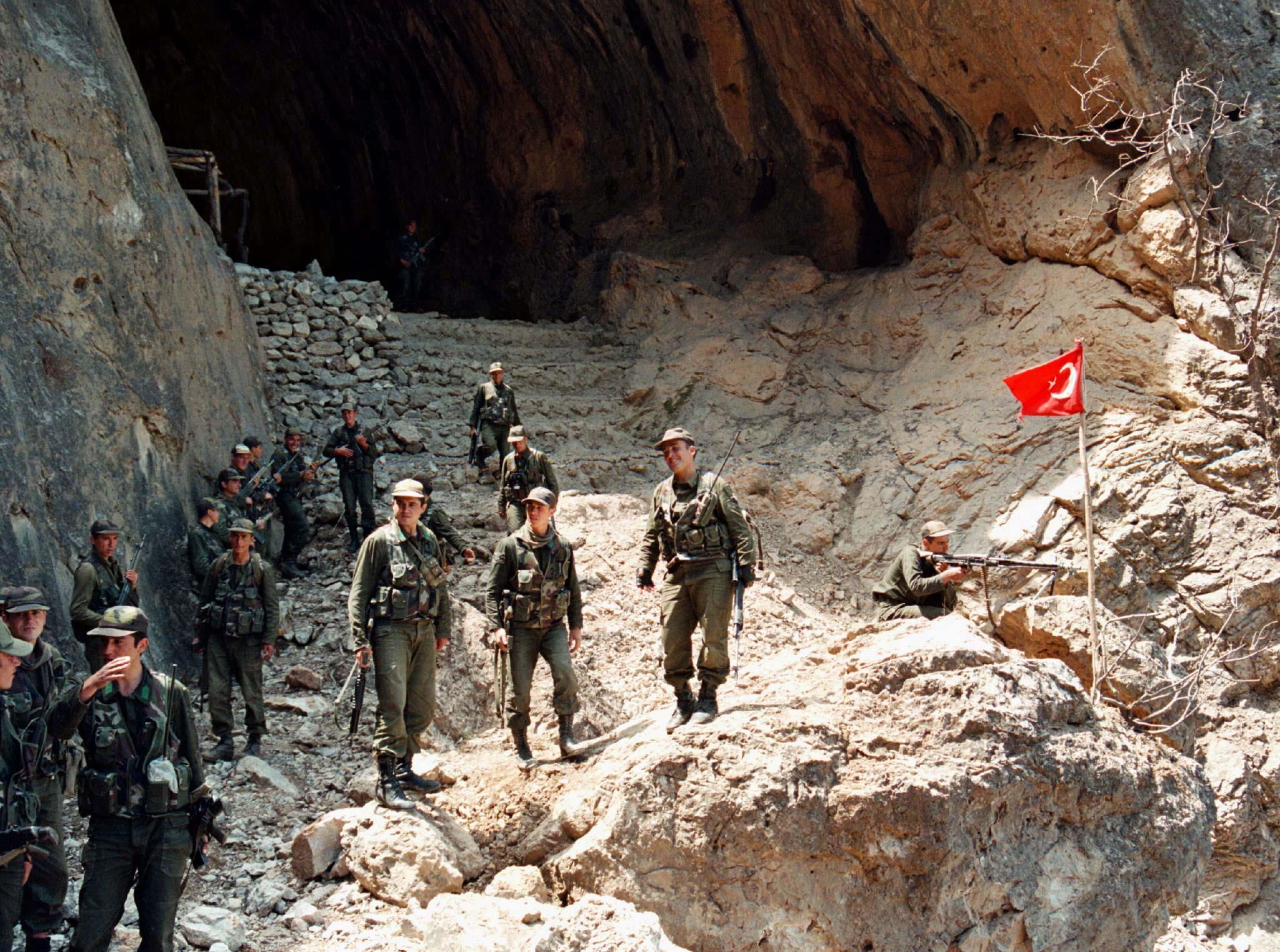 D6FNBTHXQRBTDAERJHH2S75SVA