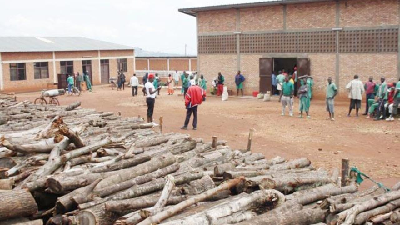 Les enceintes de la prison centrale de Ngozi ou sont detenus les trois fonctionnaires mis en cause