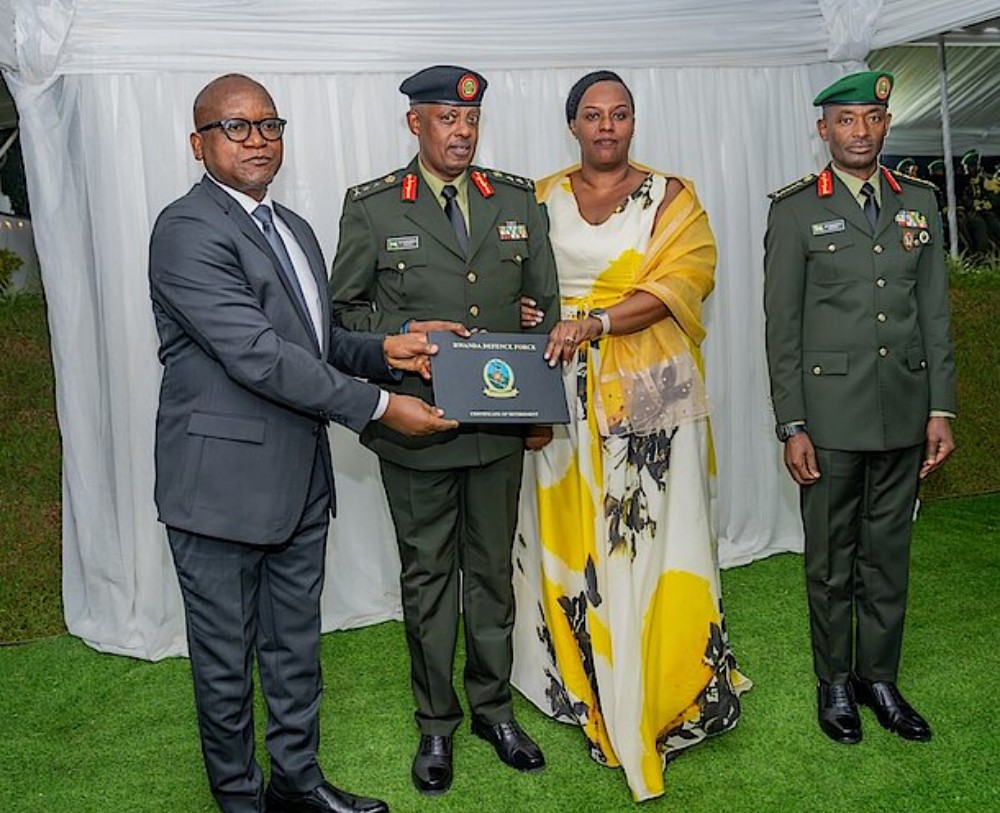 Rwandan Military Honors Retired Veterans with 15-Year Strong Farewell Ceremony 12