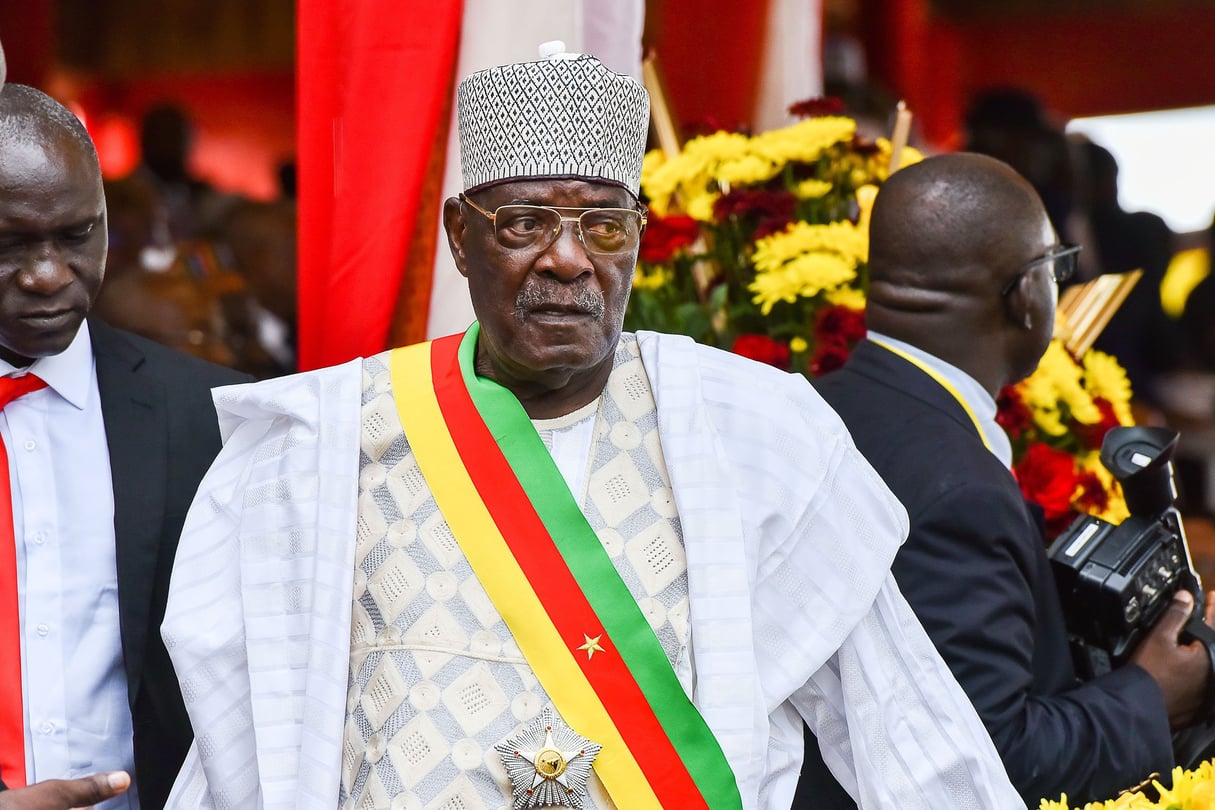 Paul Biya, Miaka 92, Awania Urais kwa Mara ya Nane: Je, Cameroon Yaongozwa na Wazee Pekee? 25 jad20250429 ss cavaye yeguie