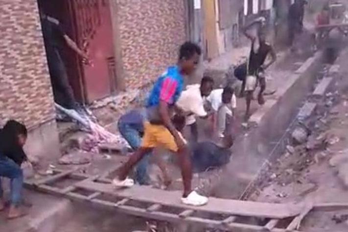 kinshasa masina petro congo un policier lynche par la population pour avoir tire sur un passant pht ks 23 juillet 2025 jpg 711 473 1