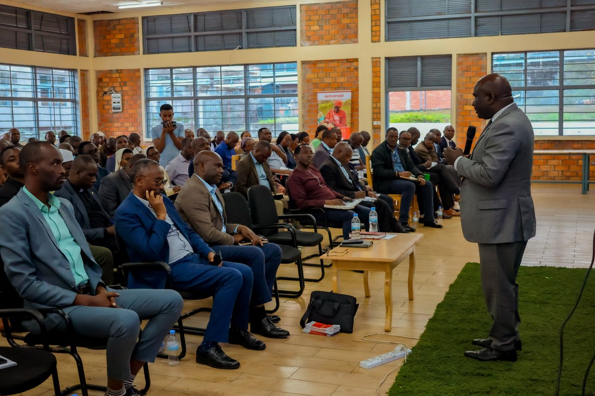 2025 08 28 23 25 46 2