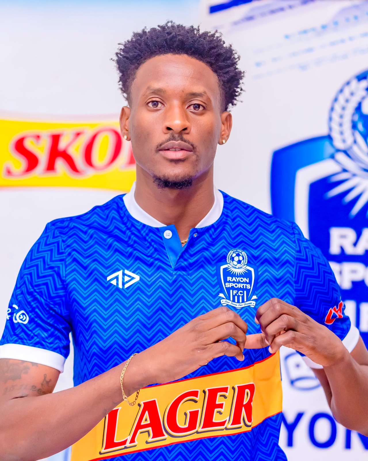 Biramahire Abeddy yikumburiye kawunga n'umugore 3 WhatsApp Image 2025 02 04 at 09.54.43 5d39a5ee