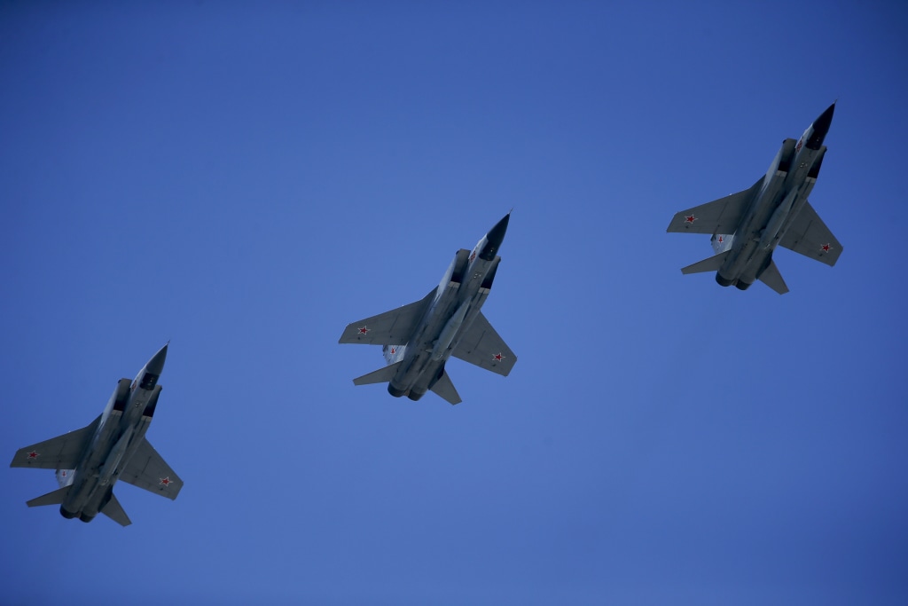 250919 russia mig jet mb 1516 b08796