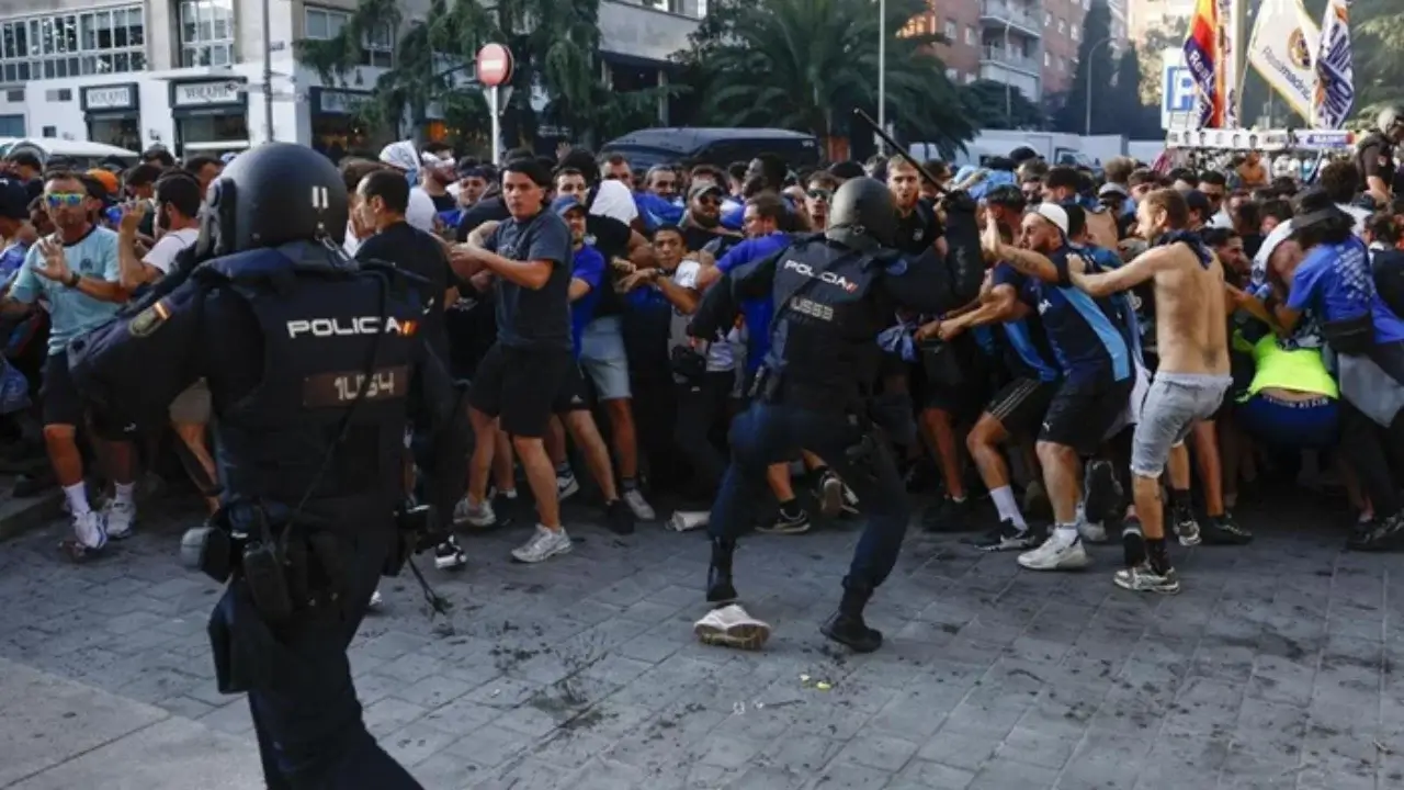 Abafana ba Marseille barwanye na Polisi ibahata imihini 60 469fd59282 yuqori qoshilgan qiymatga ega mahsulotlar eksportga qollab quvvatlanadi yangi qaror qabul qilindi 2025 09 17t060905 573