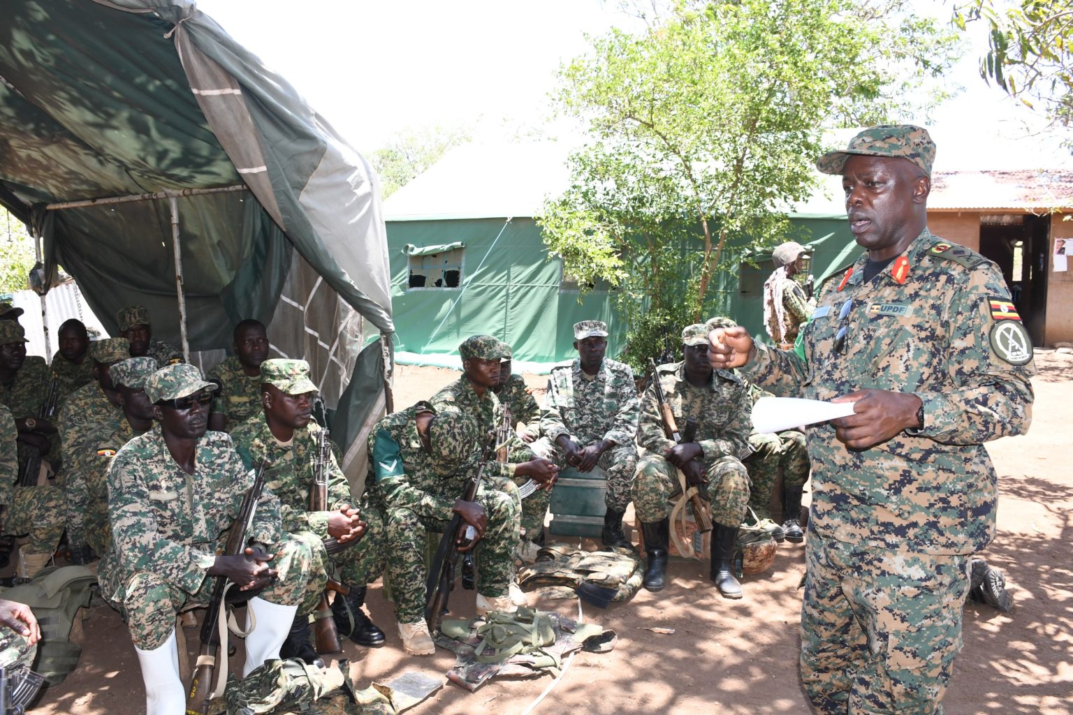 Brig gen Joseph Musoke Ssemwanga addressing the troops in Buluumalere after eliminating a key leader Al shabab in Lower Shabeller 1536x1024 1