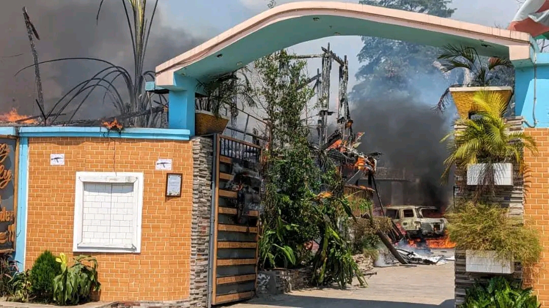 Bujumbura: Akabari kubatswe mu ishusho y'indege kahiye karatokombera 18 1760378077961