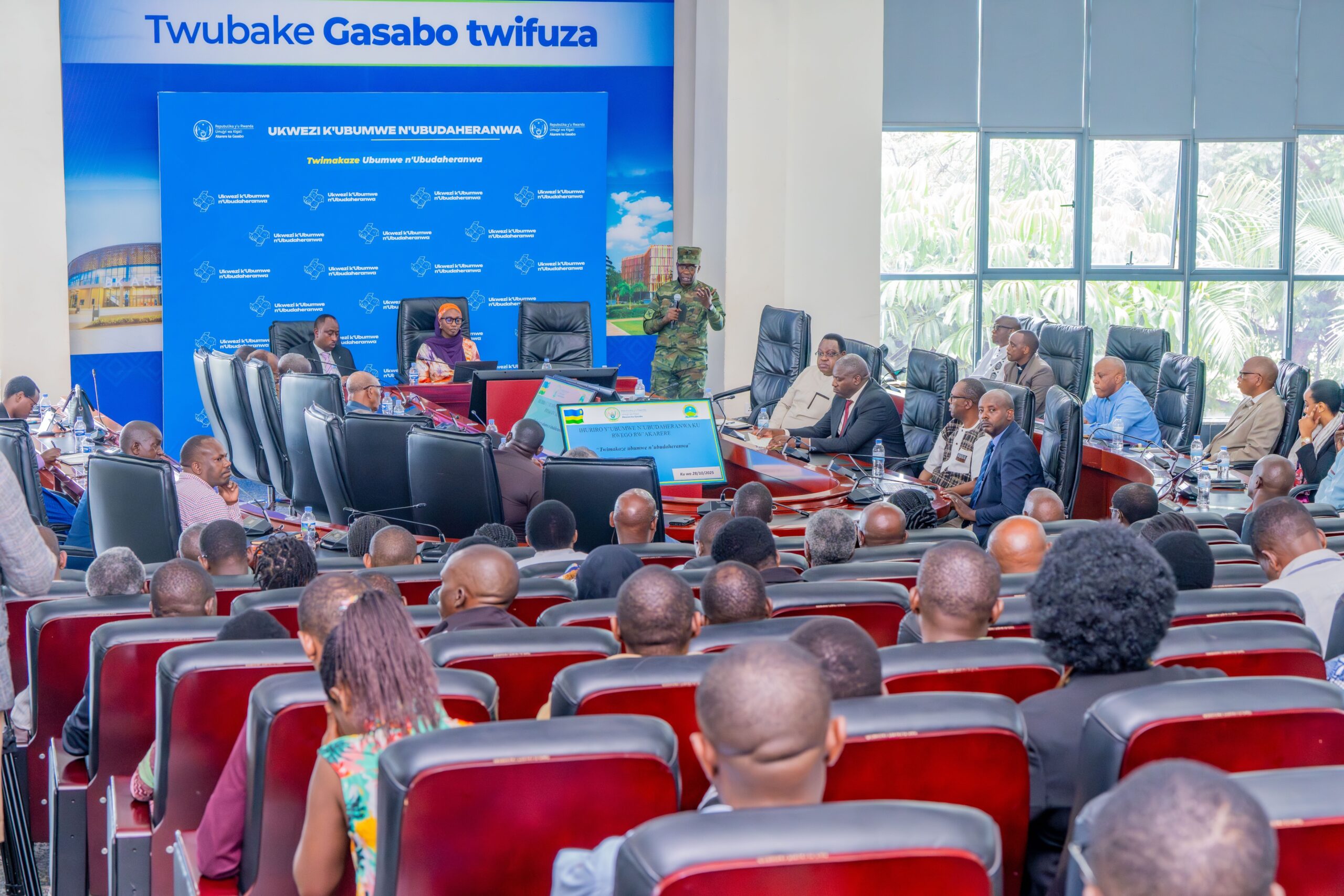 G4XYC32W4AAiIyU scaled