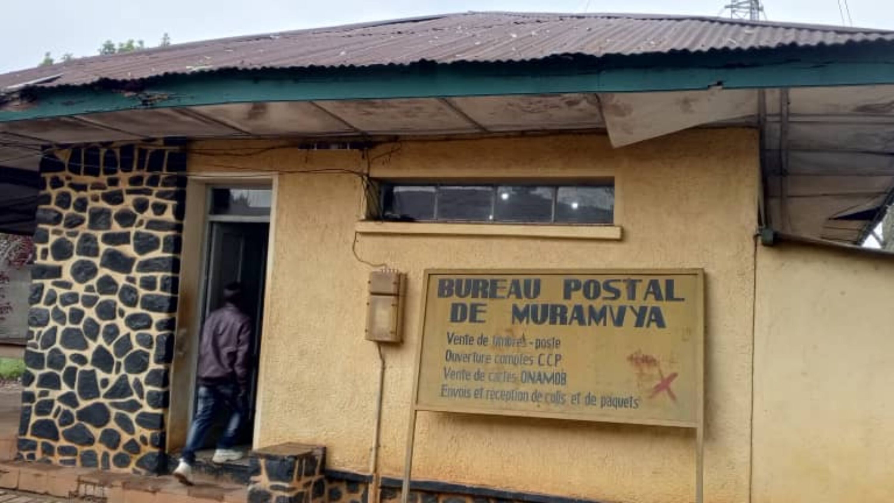Le bureau postal de Muramvya en province de Gitega 3800x2138 c