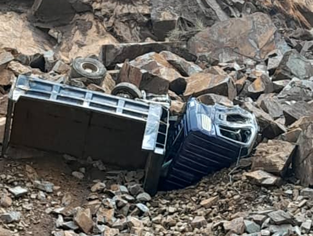 Karongi: Abasore 3 bishwe n'ibuye 17 markup 52e96a8d 5ca2 4a71 a251 66b26eb305e5 1