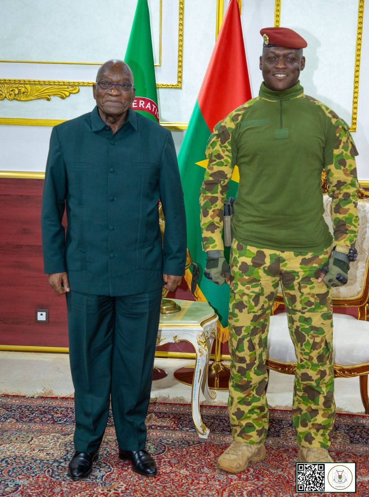 Perezida Ibrahim Traoré yakiriye Jacob Zuma baganira ku kubohora Afurika 74 20251104 074537