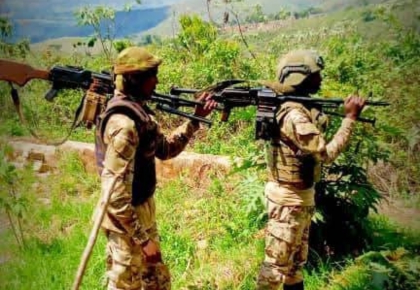 Twirwaneho yakubise ahababaza FDNB na FARDC, bata ibirindiro bikomeye 56