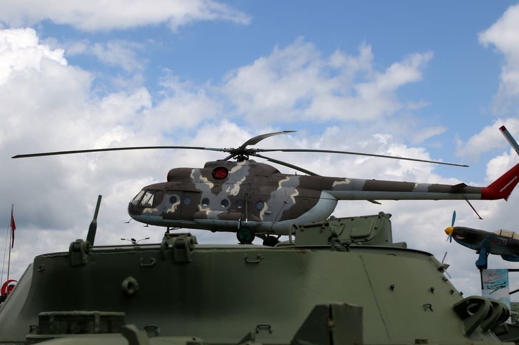 Ukraine yaturikije MI-8 y'Uburusiya 77 GettyImages 1258300783