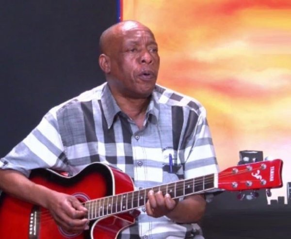 Umuhanzi Ngabonziza Augustin, wamamaye mu ndirimbo âAncillaâ yapfuye 86 ngabonziza augustin wamamaye mu ndirimbo ancilla yapfuye 30087