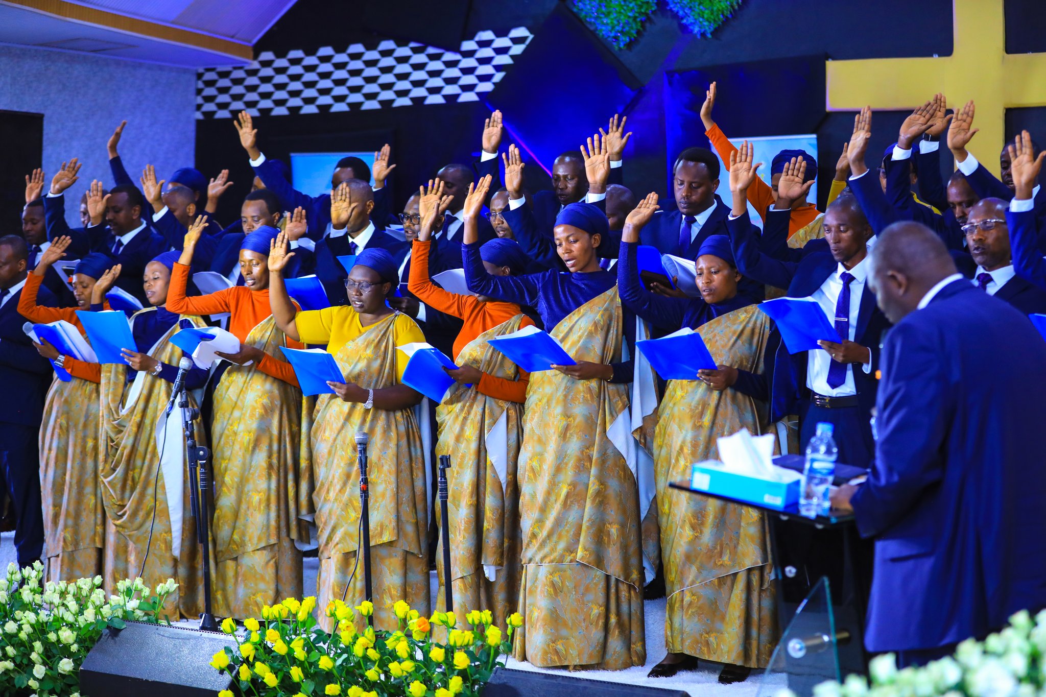 ADEPR yasengeye abagore kuba abashumba 11 G7vcpCOXoAAhoE4