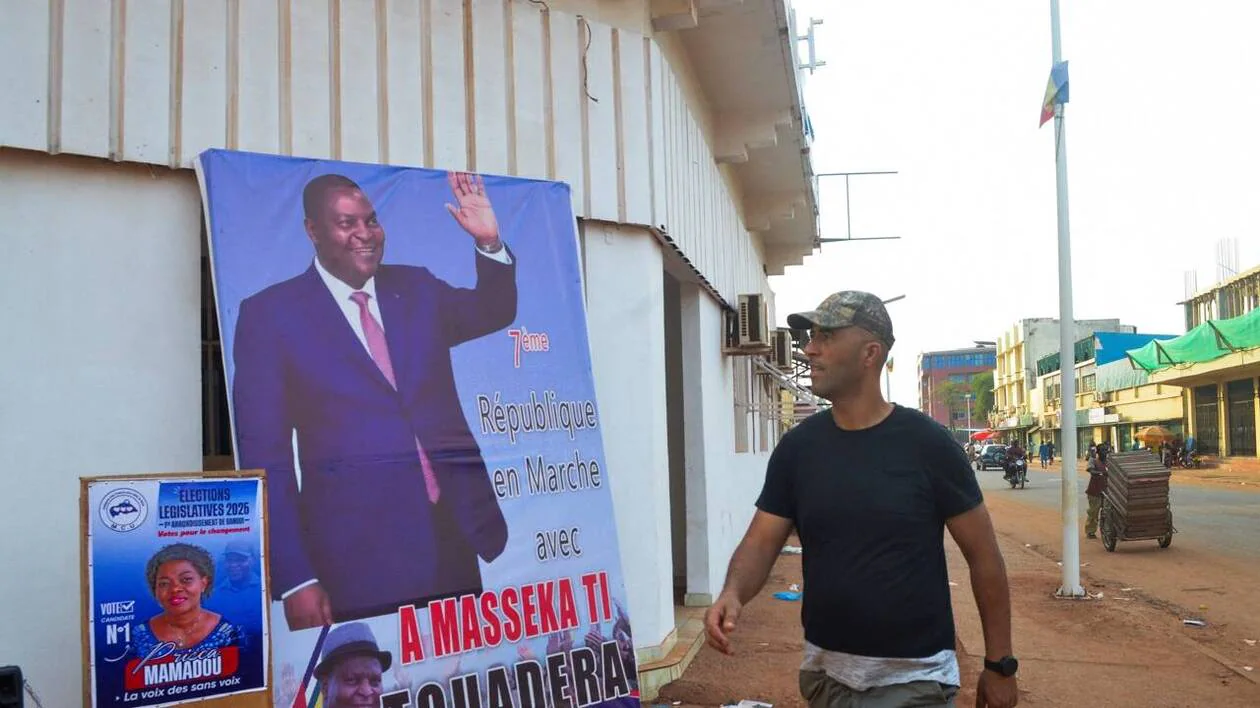 MjAyNTEyZWE5ZjNlMzk5ODc0NTBlMjhkNGMwYzVlMGNmOGM1NTg