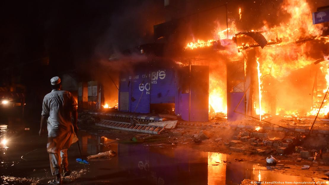 Pakistan: Inkongi y'umuriro mu isoko yahitanye nibura 11 5 75553387 906