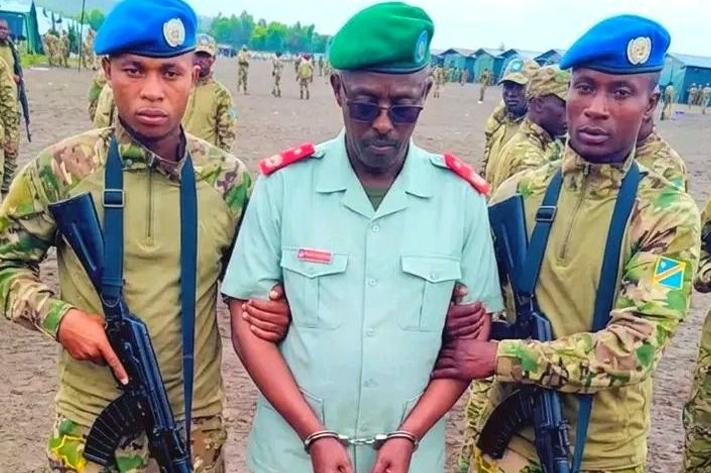 bolingo matani officier 26 jpg 711 473 1