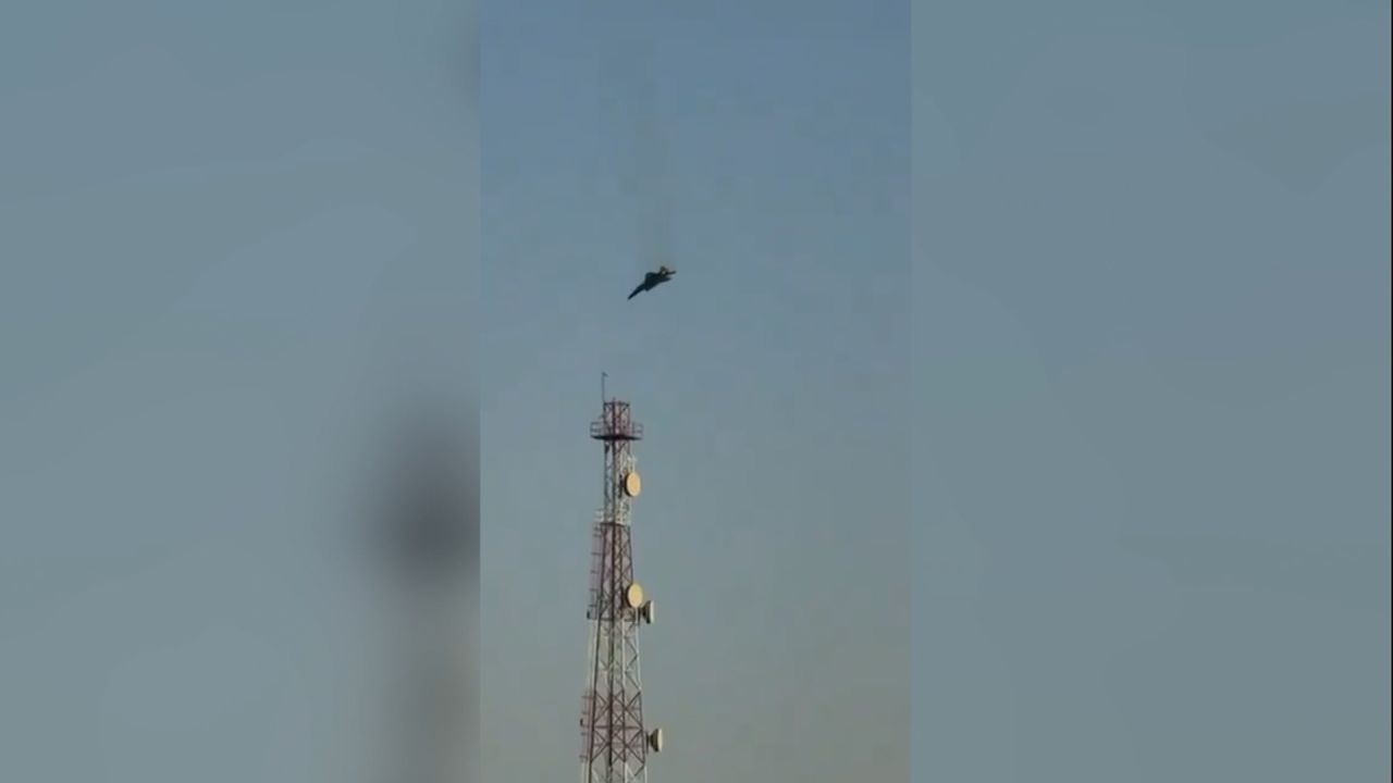 16x9 loop 00 00 11 03 still007