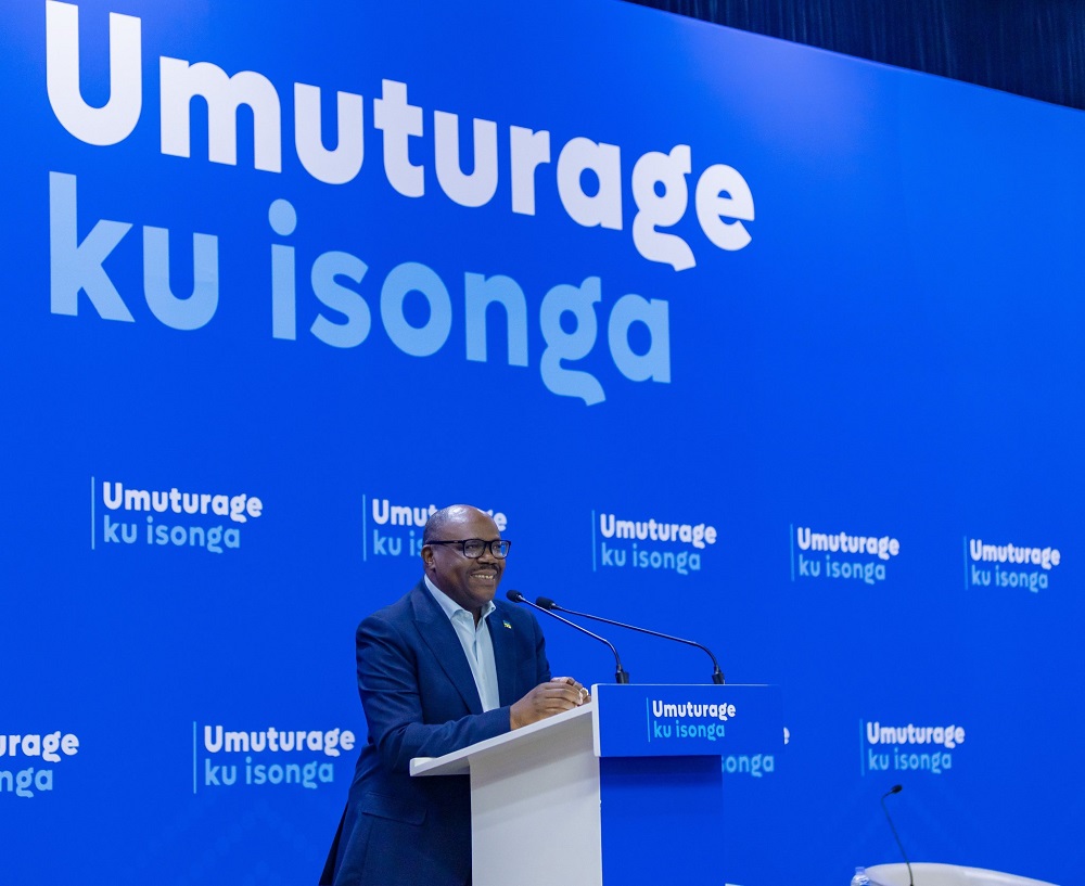 Tugomba gukora nk’ikipe imwe kandi itsinda - Minisitiri w'Intebe 10 HEFnYjXXUAAKSY8