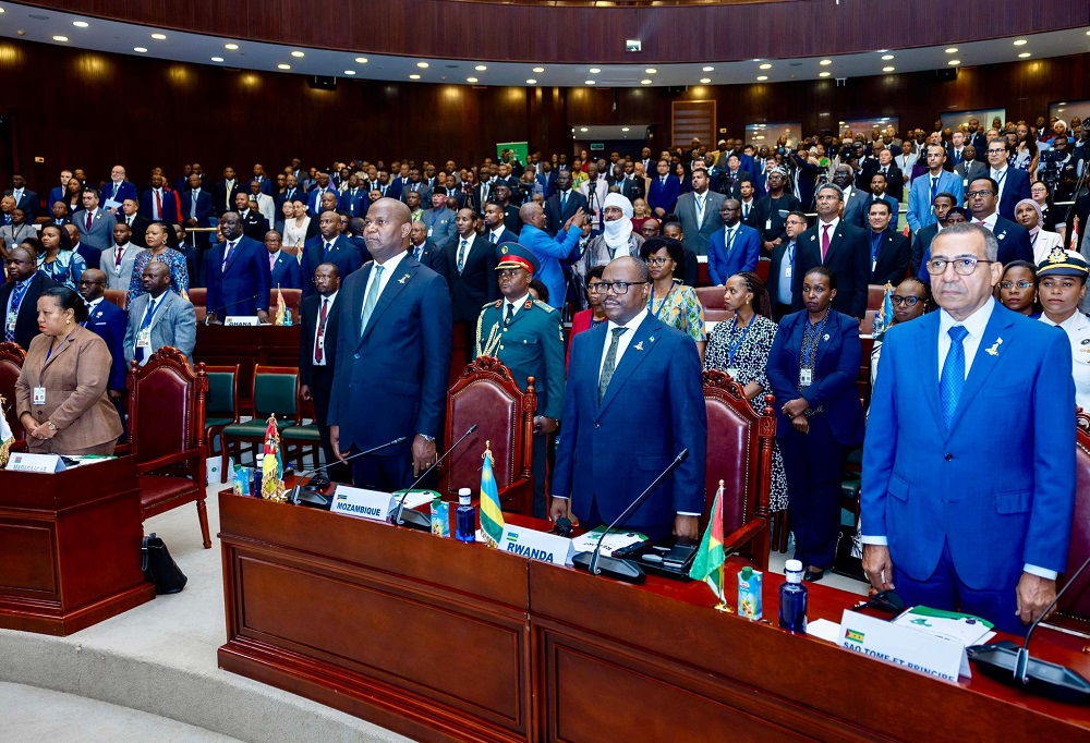 Malabo: Minisitiri w'Intebe yahagarariye Perezida Kagame mu Nama ya OACPS 73 HEg1941bgAAsgaH