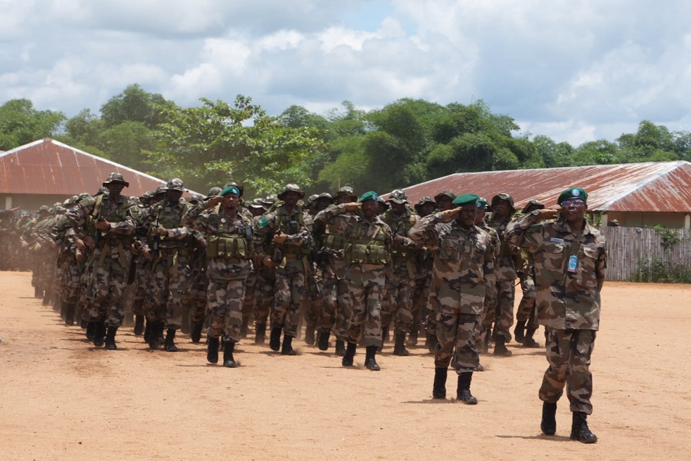 Abasirikare 715 ba FARDC basoje imyitozo yo kurwanira mu ishyamba bahabwaga n'u Bufaransa 51 HErB ZXoAAuQQg