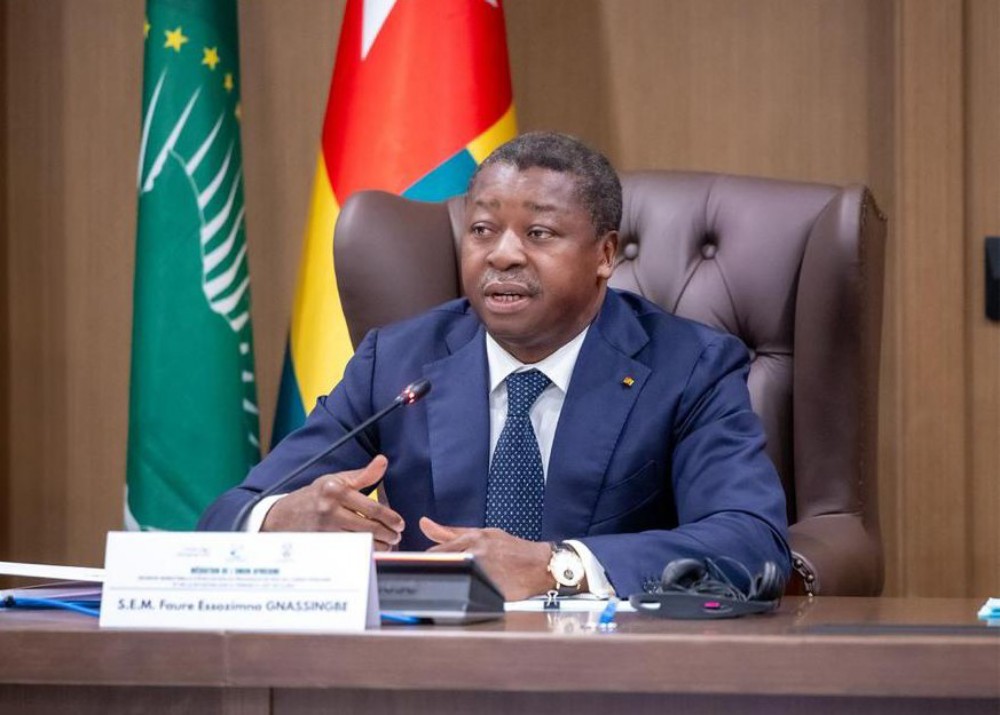 Grands Lacs Lome consolide la centralite de la mediation