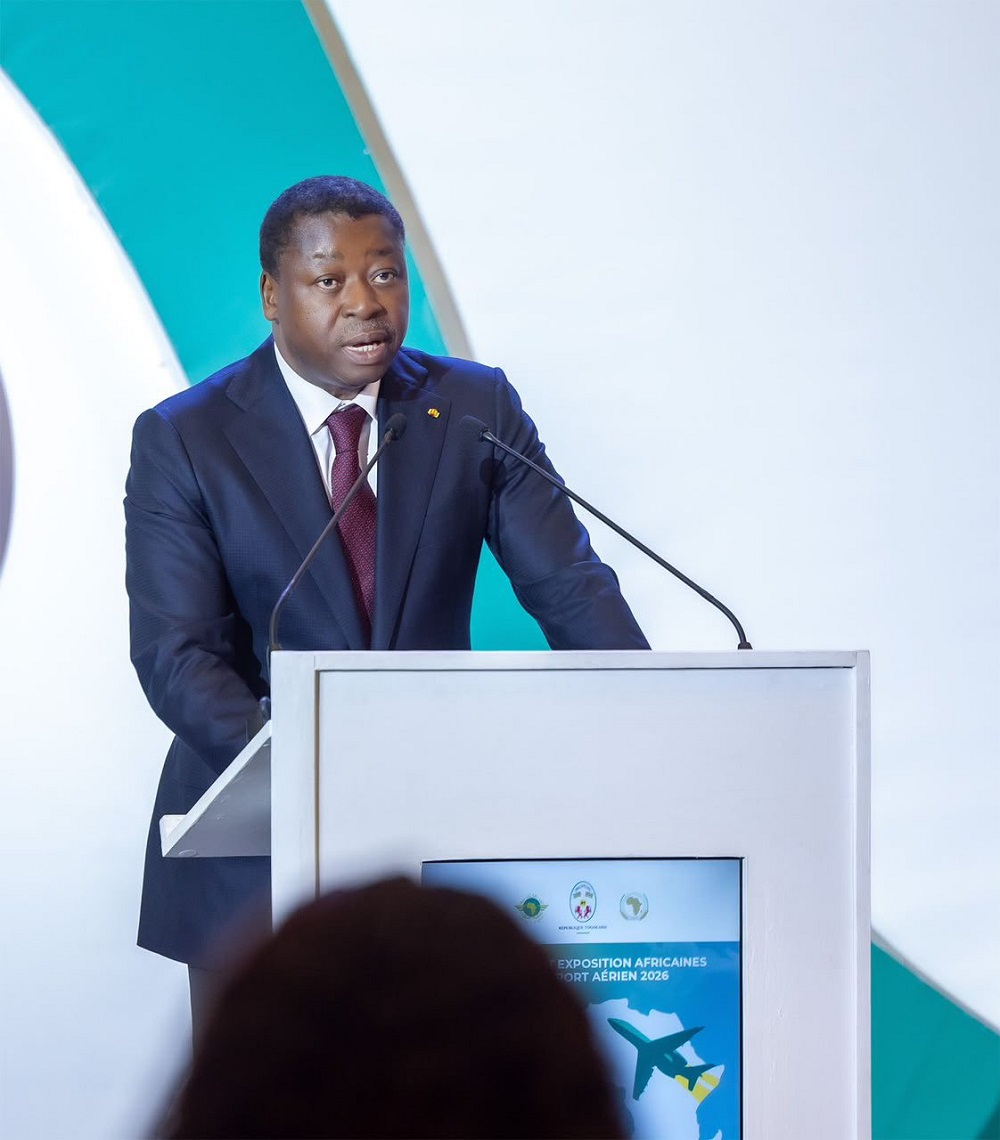 Perezida Gnassingbé arashima ingufu Kagame akomeje gushyira mu guhuza Abanyafurika 2 HK4GrlIXwAAs88g