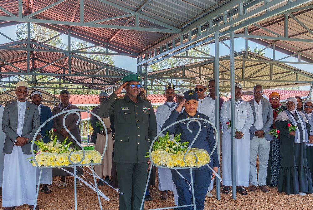 Abasilamu bo mu Rwanda bibutse Jenoside yakorewe Abatutsi ku nshuro ya 32 4 HLQrWQiWIAAI6c
