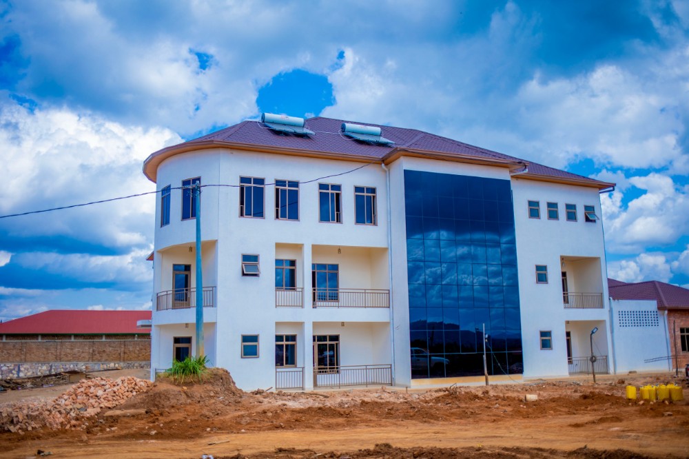 Nyaruguru: Kubura amacumbi i Kibeho byatangiye kuvugutirwa umuti mu mishinga mishya ya hoteli 13 IMG 20260609